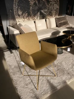 4er Set Jalis Armlehnstuhl Hoher Rücken Vorzugskombi Bezug Stoff 8306 Moos Braun Drahtgestell M39 Kardamom Braun Gelb