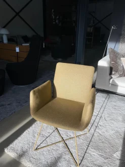 4er Set Jalis Armlehnstuhl Hoher Rücken Vorzugskombi Bezug Stoff 8306 Moos Braun Drahtgestell M39 Kardamom Braun Gelb