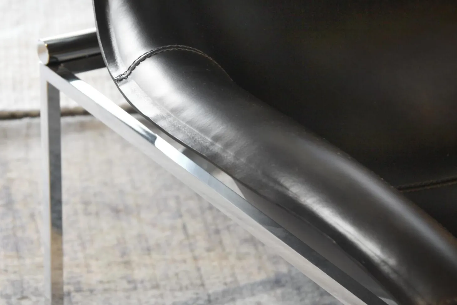 2-er Set Loungesessel Mart Leder Schwarz Matt und Beistelltisch Simplice