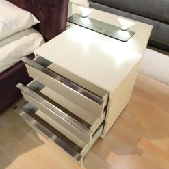 2er Set Nachtschrank Shanghai 2 665 062 Korpus Weiß Front Glas Kieselgrau Mit LED Touchbeschlag