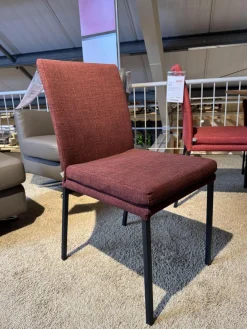 6er Set Saragossa Stoff Rot Verschiedene Farbtöne Gestell 2x Freischwinger Metall Schwarz Pulverbeschichtet 2x 4 Fuß Metall Schwarz Pulverbeschichtet Und 2x Kufen Metall Schwarz Pulverbschichtetet