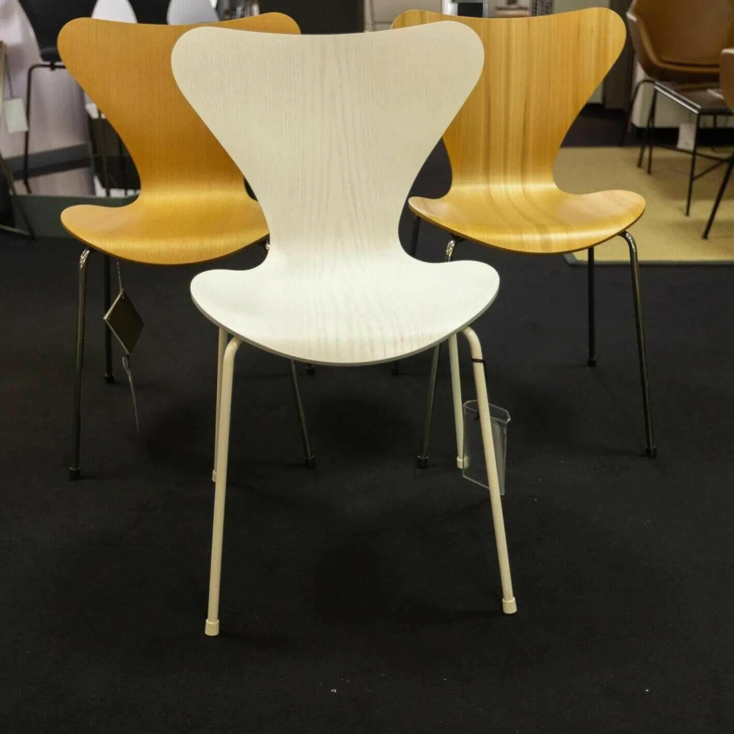 3-er Set Serie 7 Eiche Natur Ulme Natur Und Esche Weiß Gefärbt Stapelbar