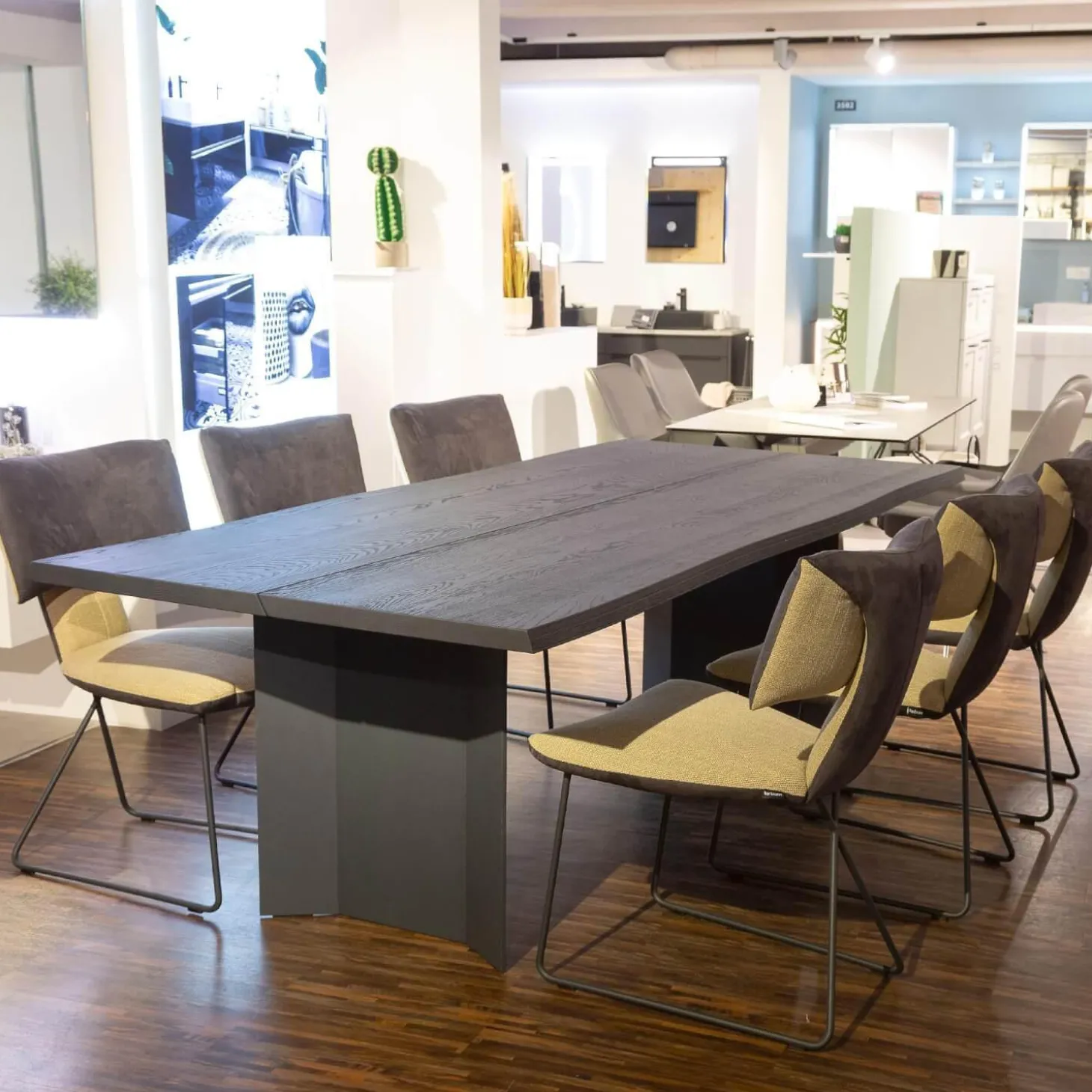 6er Set Stühle Ella Kilva Außen Microfaser 52M Anthrazit Innen Flachgewebe 50F Beige Gestell Metall Schwarz Ohne Tisch