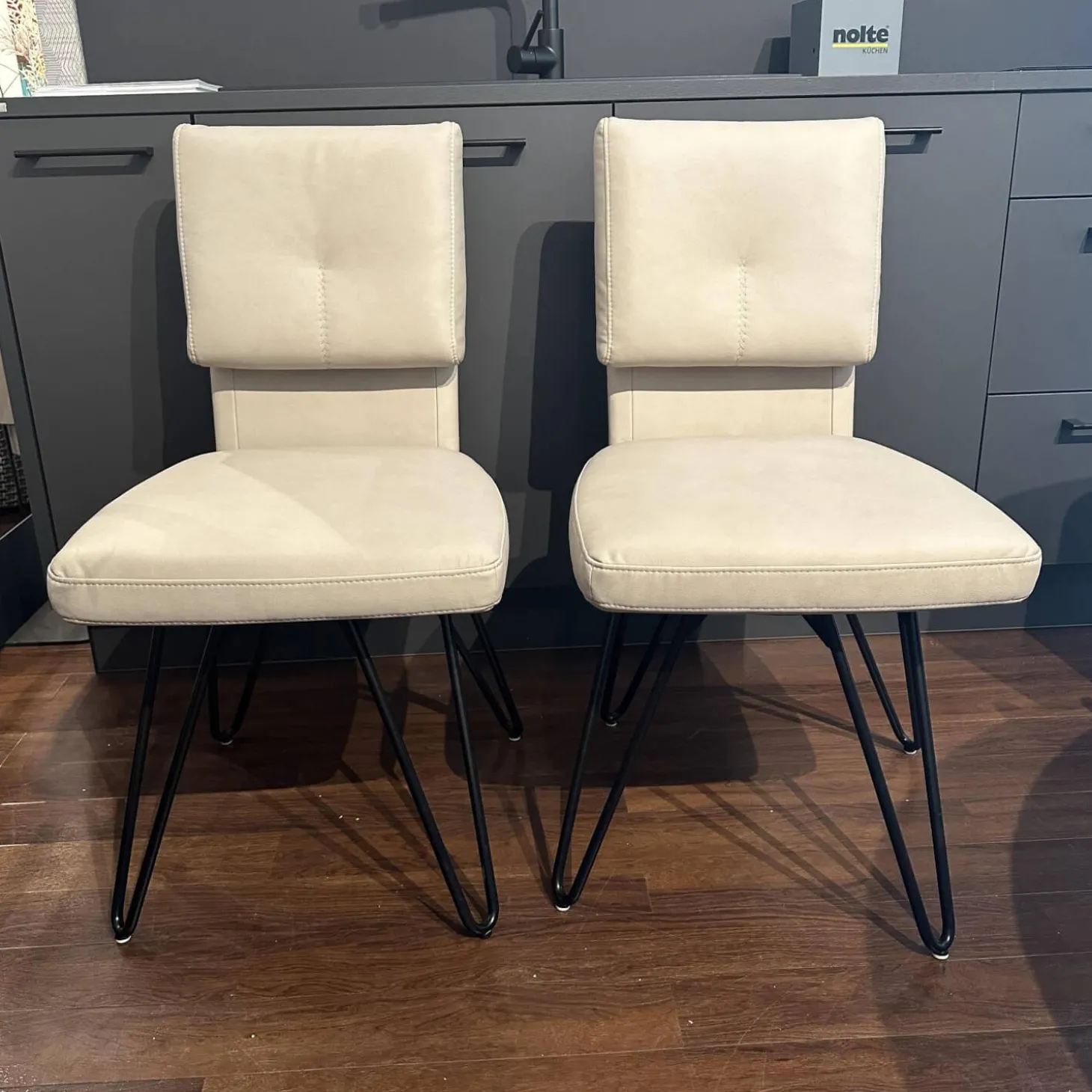 2er Set Stuhl Alva Sitz Lario Rock Grau Beige Gestell Schwarz