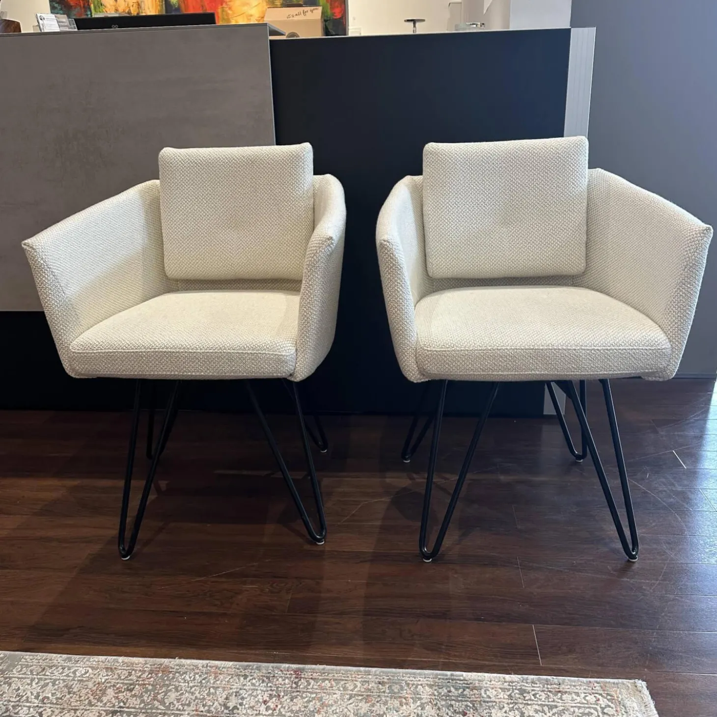 2er Set Stuhl Alva Stoff Amiri Offwhite Weiß Füße Schwarz Mit Armlehnen