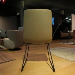 2er Set Stuhl Arva Light Leder Sauvage Schlammgrau 8103 Braun Grau Drahtkufengestell Struktur Schwarz M02