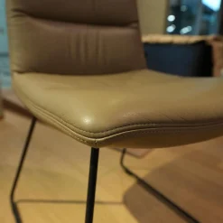 2er Set Stuhl Arva Light Leder Sauvage Schlammgrau 8103 Braun Grau Drahtkufengestell Struktur Schwarz M02