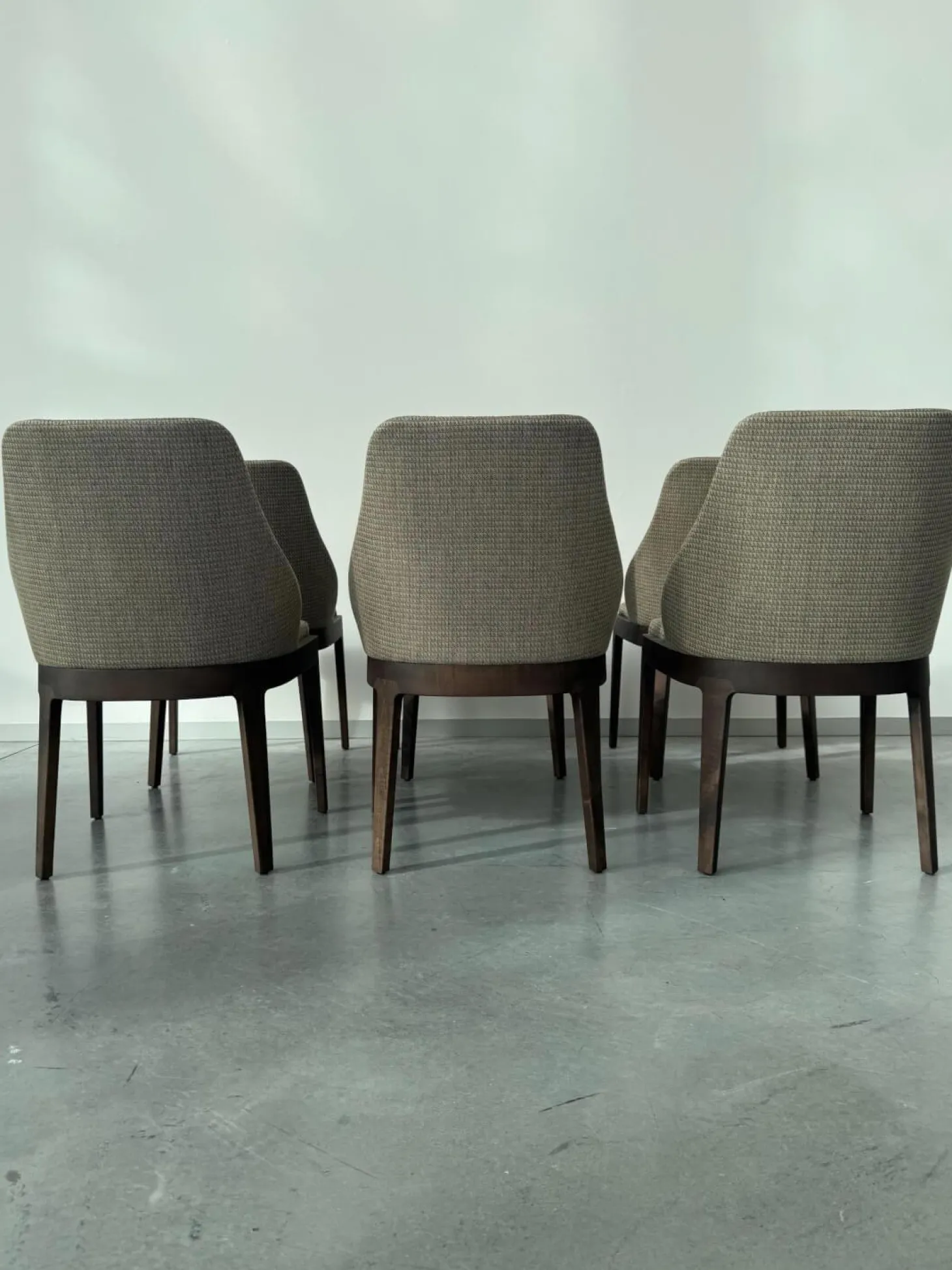 6er Set Stuhl Chelsea Stoff Wizard W33Q3 Grau Braun Gestell Massivholz Eucalyptus Gebeizt