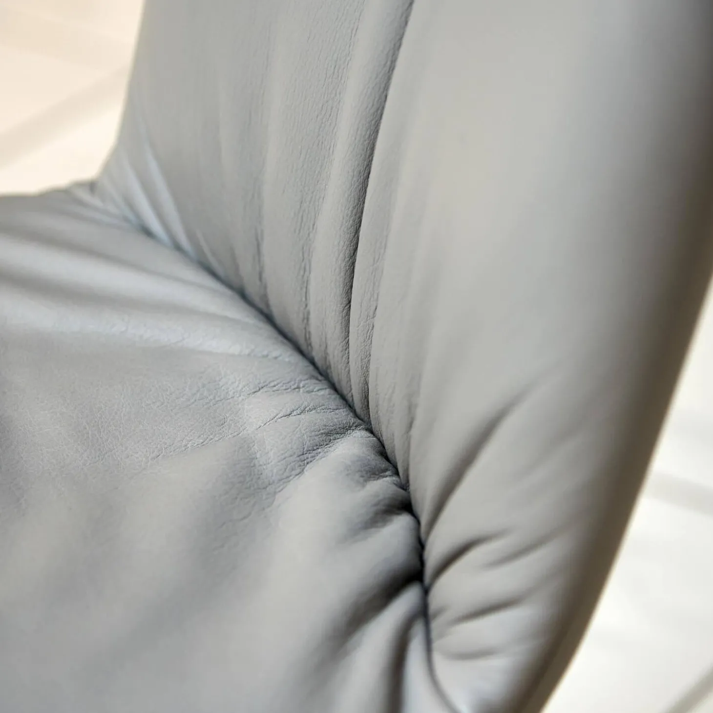 4er Set Stuhl Dexter 2057-I Leder II Elmosoft 11049 Grau Drahtgestell Schwarz