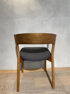 2er Set Stuhl Embra Stoff Steelcut Trio 383 Grau Gestell Nussbaum Natur Lackiert