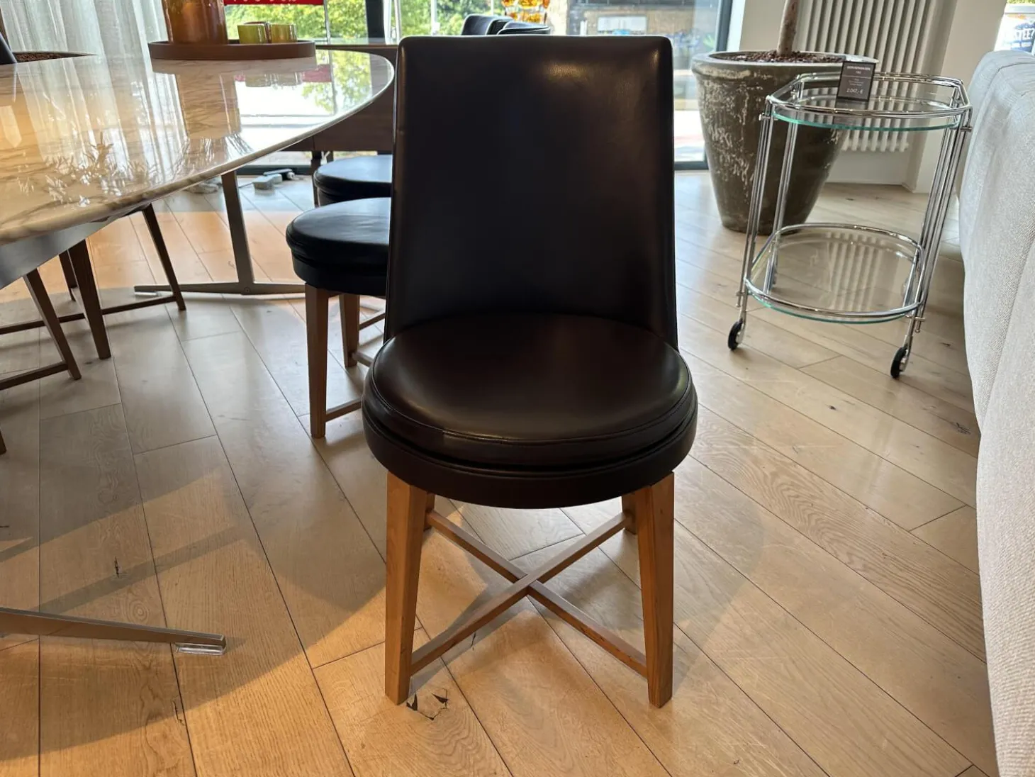 6er Set Stuhl Feel Good CM 48 Leder Pelle 41 Braun Gestell Canaletto Nussbaum