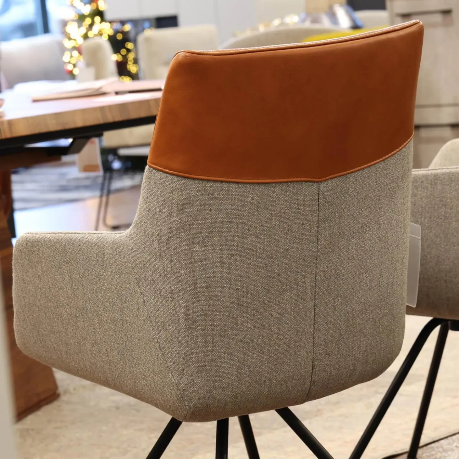 2er Set Stuhl Orlando Leder Polo 10 93 Braun Und Stoff Miuna 75 Grau Gestell Metall Schwarz