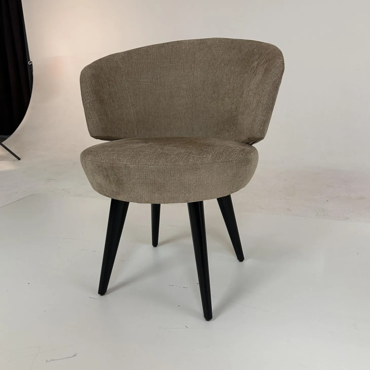 3er Set Stuhl Trick XL Bezug Stoff U9999T Divan Braun Grau Holzuntergestell Schwarz Gebeizt Mit Drehbeschlag Einmal Mit Rückstellfunktion