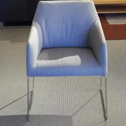 4er Set Stuhl Trient Stoff 10 113 London Dess Milchkaffe Grau Weiß Gestell Chrom Glanz