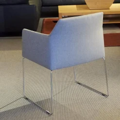 4er Set Stuhl Trient Stoff 10 113 London Dess Milchkaffe Grau Weiß Gestell Chrom Glanz