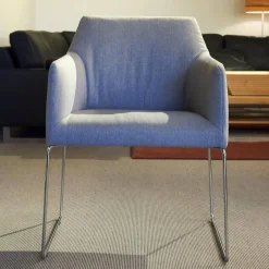 4er Set Stuhl Trient Stoff 10 113 London Dess Milchkaffe Grau Weiß Gestell Chrom Glanz