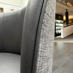 2er Set Stuhl V2 Gaia LNE 10109 STV2 Bezug Innen Leder Sauvage Anthrazit 8102 Grau Außen Sonderbezug Hellgrau Gestell 4 Fuß Stern SL Struktur M02 Schwarz Mit Kunststoffgleitern