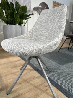 6er Set Stuhlgruppe Pegara 13 Bezug Stoff Coco Und Shell 196 Grau Drehgestell Prisma Silber Mit Gleitern Schwarz