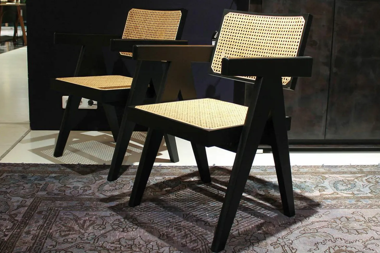 2er-Ser Stuhl Office Chair 051 Spanisches Rohrgeflecht Gestell Massivholz Eiche Schwarz