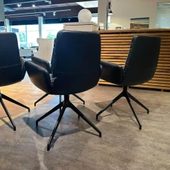 4er-Set Armlehnstuhl Arva Leder Sauvage Schwarz 4 Fuß Stern Gestell Struktur Schwarz Drehbar