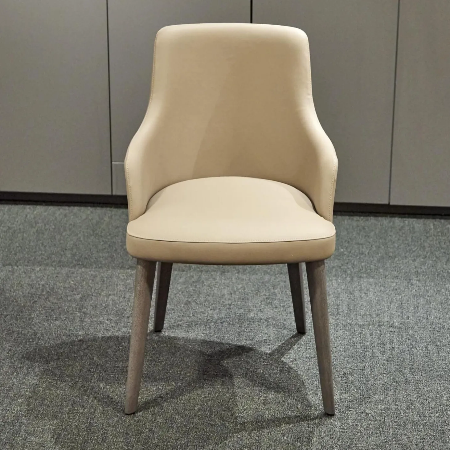 2er-Set Armlehnstuhl Eva Bezug Kunstleder A Talpa Beige Gestell Eiche Grigio Grau