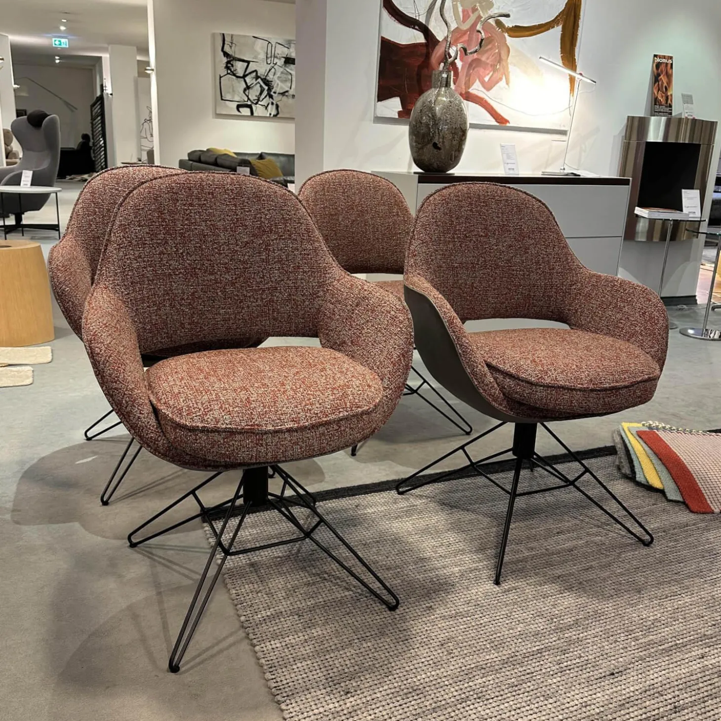 6er-Set Armlehnstuhl WK 708 Stoff JAB A91062 Rosa Und Leder Granada Steel Grau Drehgestell Schwarz