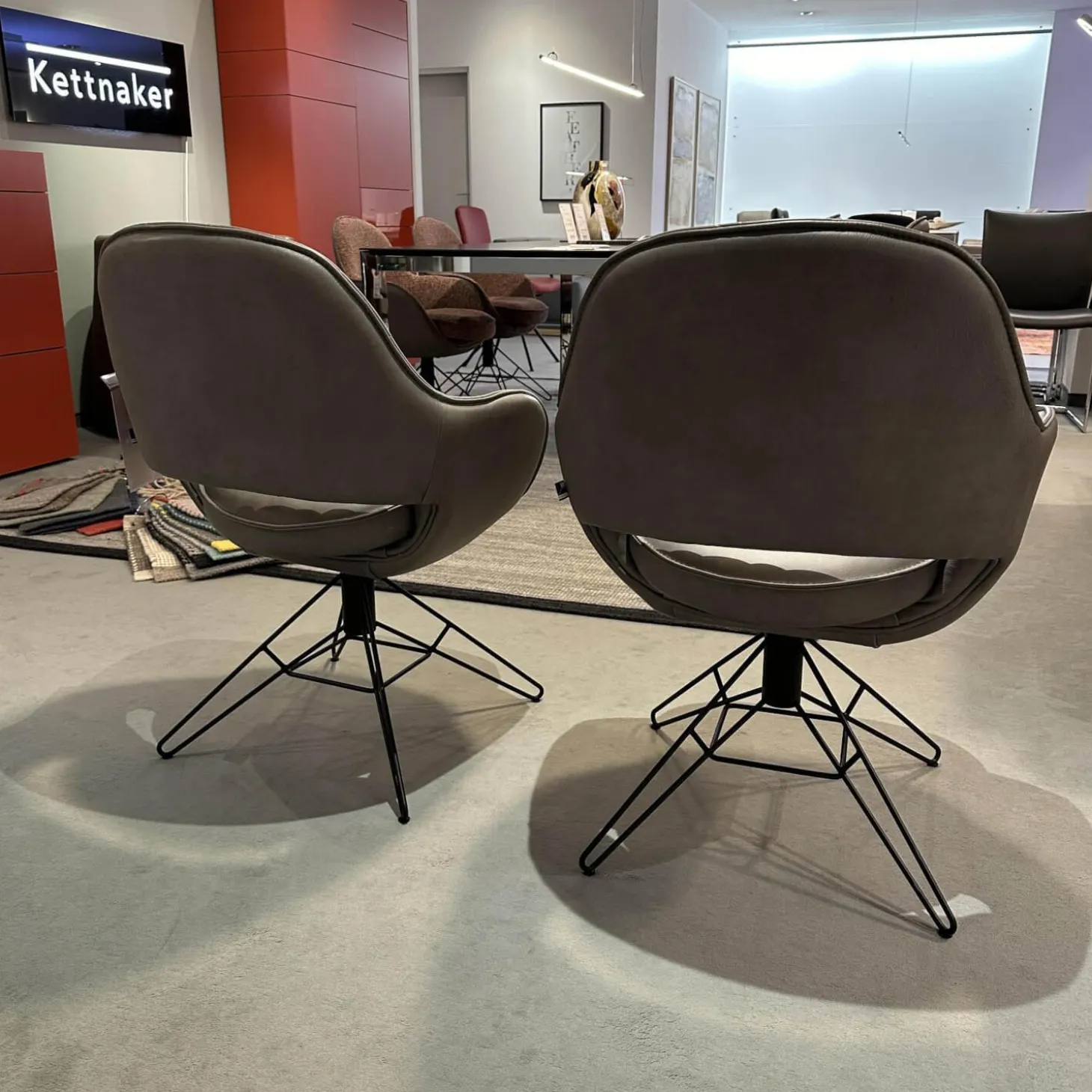 6er-Set Armlehnstuhl WK 708 Stoff JAB A91062 Rosa Und Leder Granada Steel Grau Drehgestell Schwarz