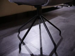 4er-Set Armstuhl Aiden Soft Leder Luna Steingrau Spinnenfuß Schwarz Mit Gleitern Und Drehmechanik