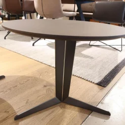 2er-Set Beistelltisch Attico Runde Platte Holz Eukalyptus Gestell Zinnfarbig Und Mattiertes Messing