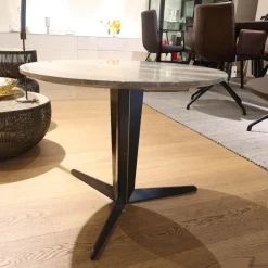 2er-Set Beistelltisch Attico Runde Platte Holz Eukalyptus Gestell Zinnfarbig Und Mattiertes Messing