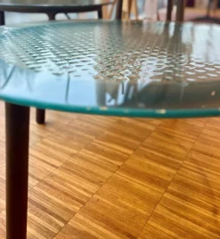 3er-Set Beistelltisch Cannage Gehärtetes Geschmolzenes Glas Transparent Fume Bergstein