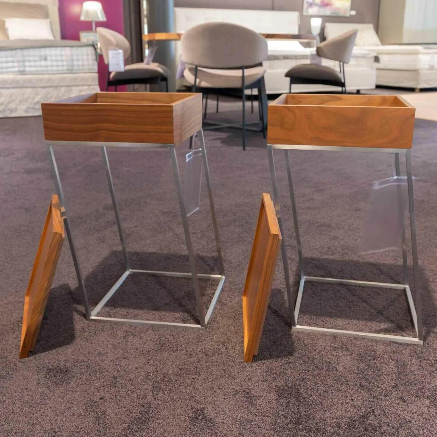 2er-Set Beistelltisch SI St-Vince 000005 Nussbaum Teilmassiv Natur Lackiert Geschliffen Gestell Edel