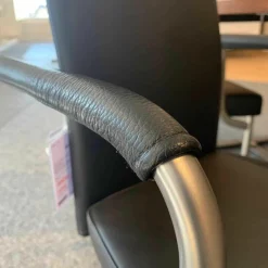 4er-Set Kragstuhl D26 1 PE Leder Schwarz Gestell Tube Aplati