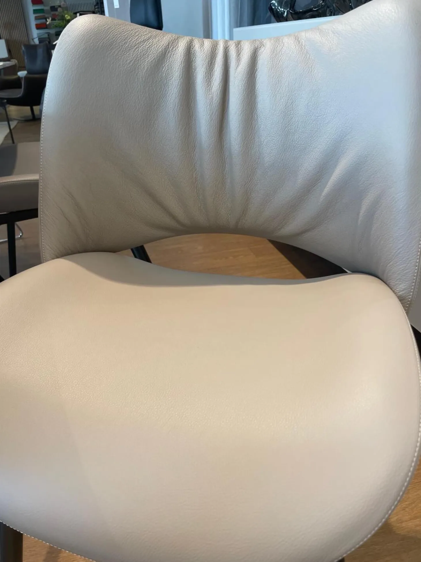 2er-Set Nice Leder 40 Cachemire Beige Füße Braun Lackiert