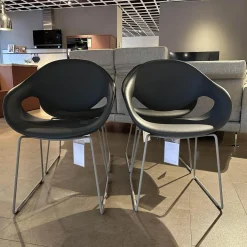 4er-Set Sessel Moon 908.91 Sitzschale Soft Touch X03 Darkgrey Dunkelgrau Kufengestell 91 Hellgrau