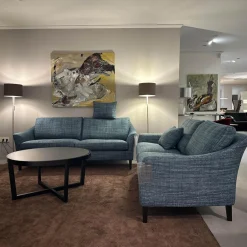 2er-Set Sofa Saloni BW135 Stoff Taylor BW1771 252 Blau Füße Wengefarbig Gebeizt Inklusive Nackenkissen