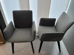 2er-Set Stühle Jalis Stoff 7145 Taupe Grau Gestell Massivholz Schwarz Geölt