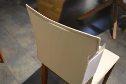 4er-Set Stühle Sando 2 Leder Altweiß Gestell Nussbaum Natur Geölt