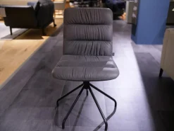 2er-Set Stuhl Aiden Soft Leder Luna Steingrau Spinnenfuß Schwarz Pulverbeschichtet Mit Drehmechanik Und Gleitern