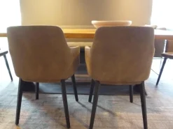 4er-Set Stuhl Back Me Up Leder Sepia L40 Beige Füße Schwarz