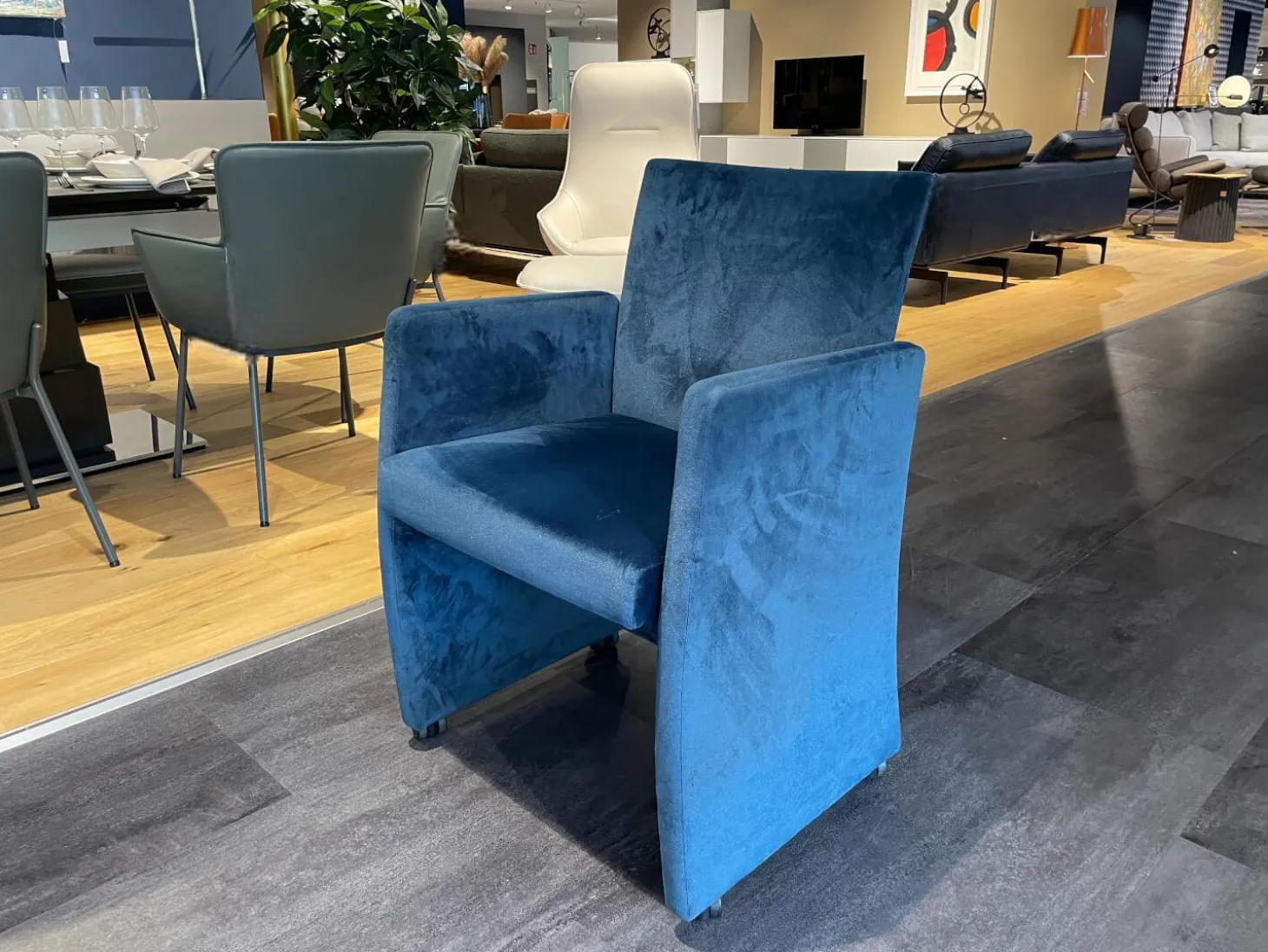 2er-Set Stuhl Brandon A Stoff Royalblue Blau Rahmen Lack Matt Schwarz Mit Doppelrollen Schwarz