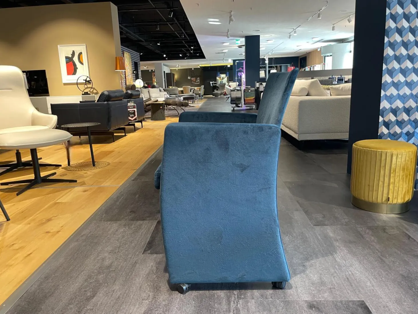 2er-Set Stuhl Brandon A Stoff Royalblue Blau Rahmen Lack Matt Schwarz Mit Doppelrollen Schwarz