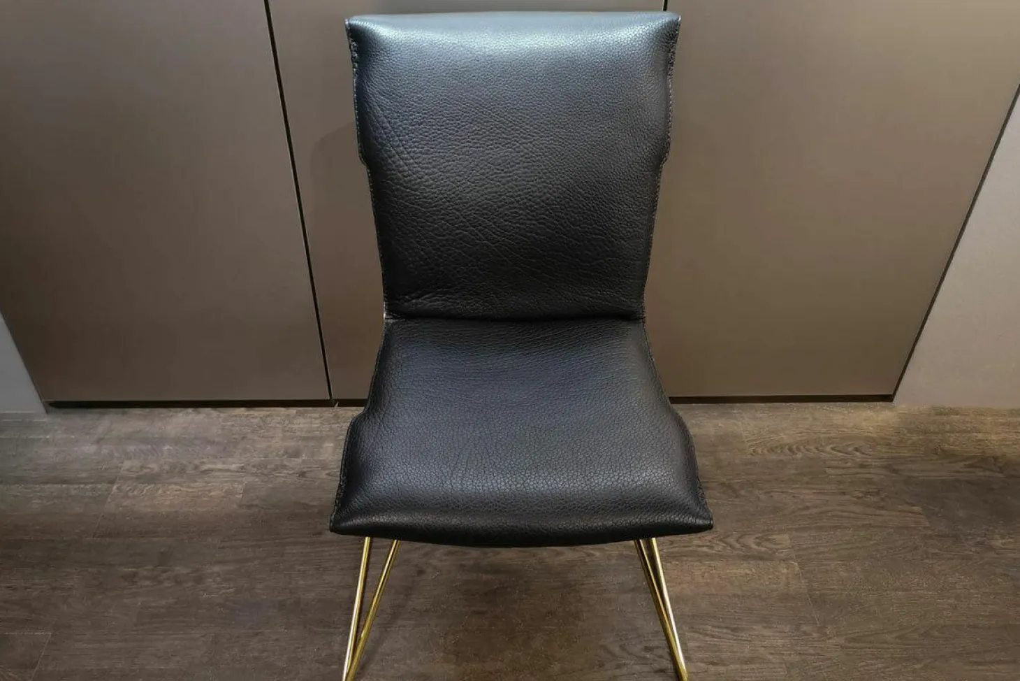 2er-Set Stuhl DS-0515 Leder Neck Blackk Schwarz Gestell Goldfarben