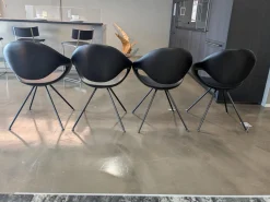 4er-Set Stuhl Moon Integralschaum Schwarz Füße Schwarz