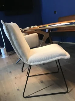 Essgruppe 3 Stühle Und Eckbank Mason Leder Rawhide Cognac Braun Und Stoff Lisboa 5 Beige Gestell Schwarz, inkl. Tisch