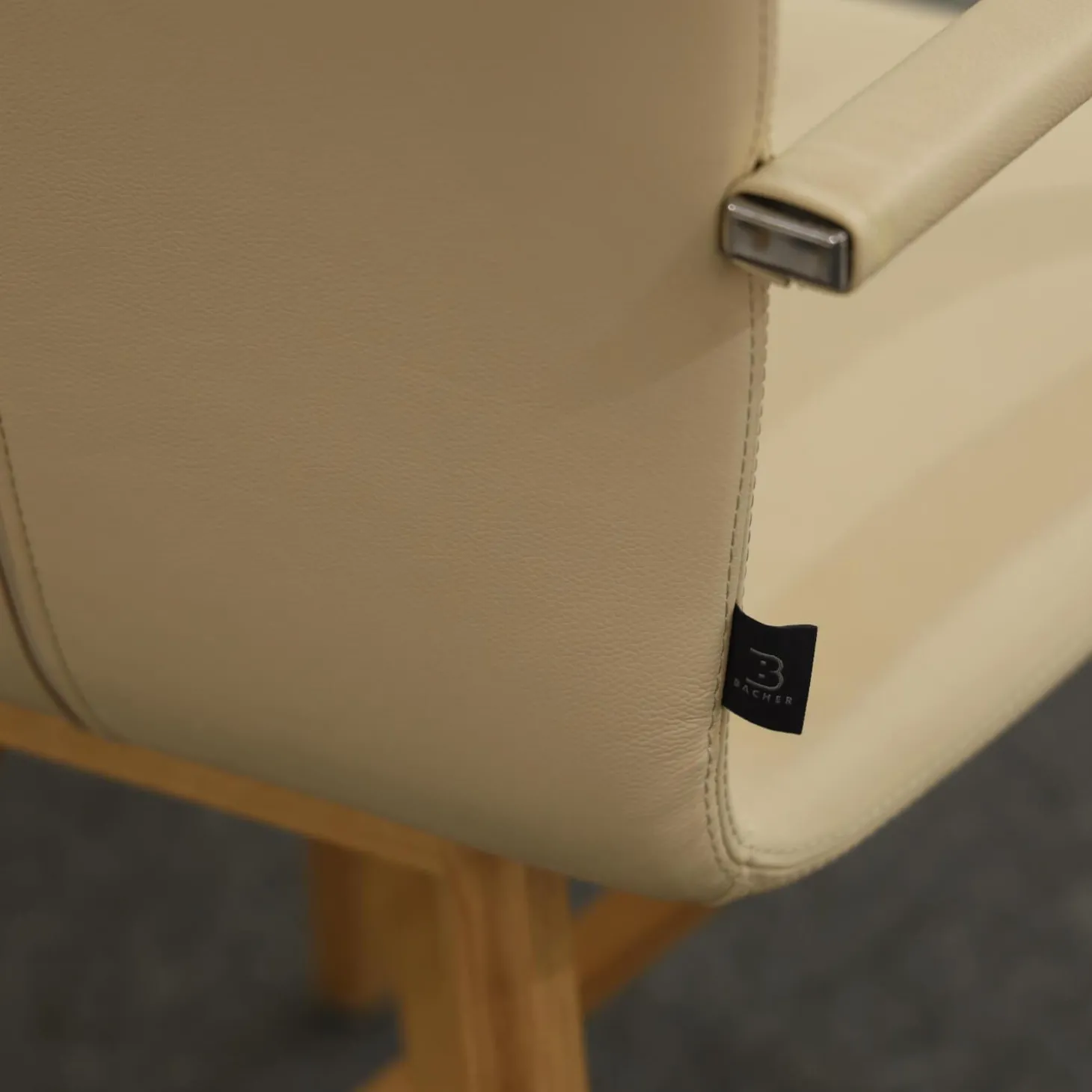 Essgruppe Aiden Und Acos Eiche Massiv Natur Gewachst Leder Genua Ivory Creme