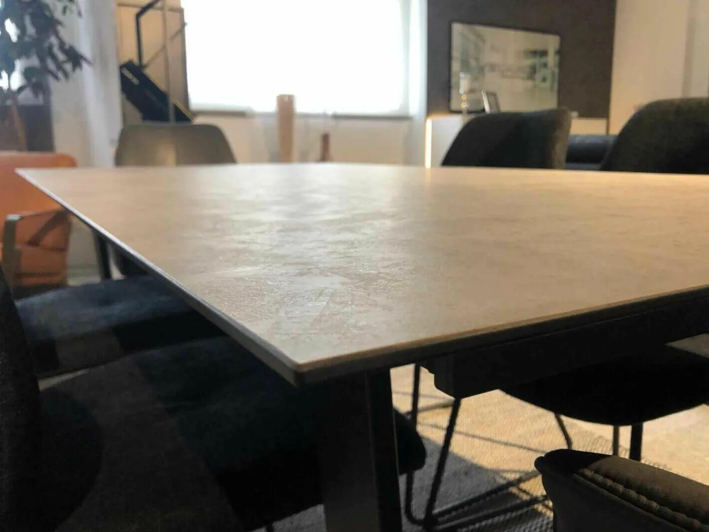 Essgruppe Dinner 5000 Tischplatte Zementdesign mit 6 Stühlen