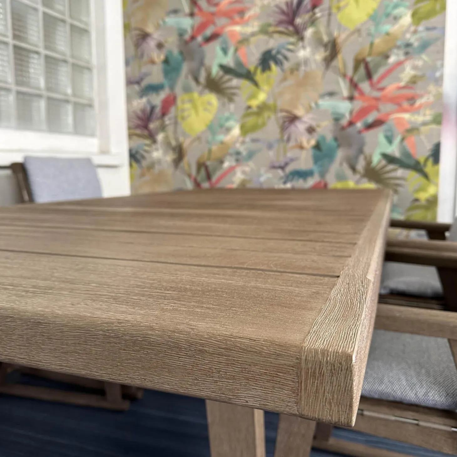 Essgruppe Gio Outdoor Teak Antique Grey Stühle Bezug Stoff Ecate Blau Weiß