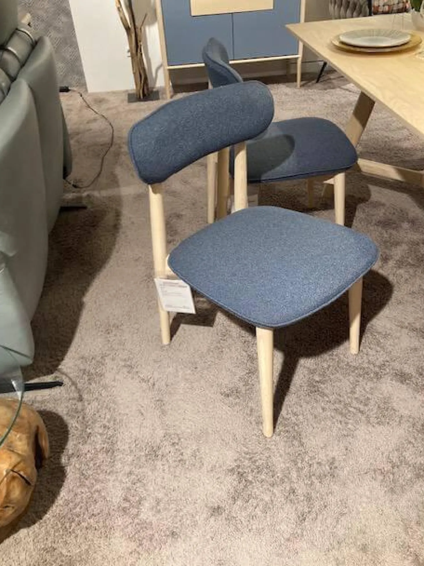 Essgruppe Juna Esche Gebürstet Weiß-Geölt Tisch Stühle Bank