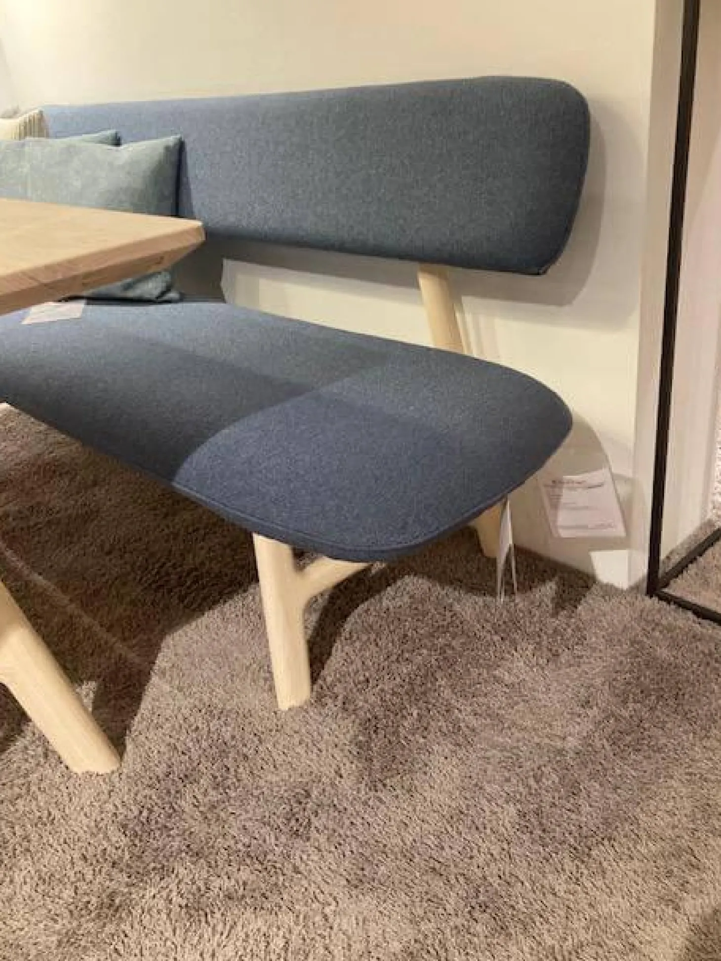 Essgruppe Juna Esche Gebürstet Weiß-Geölt Tisch Stühle Bank